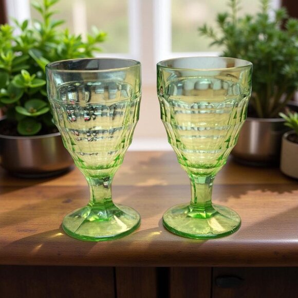 Pair of Hazel-Atlas “Colonial Block” Uranium Green Water Goblets – 5¾" Depressio - Picture 7 of 10